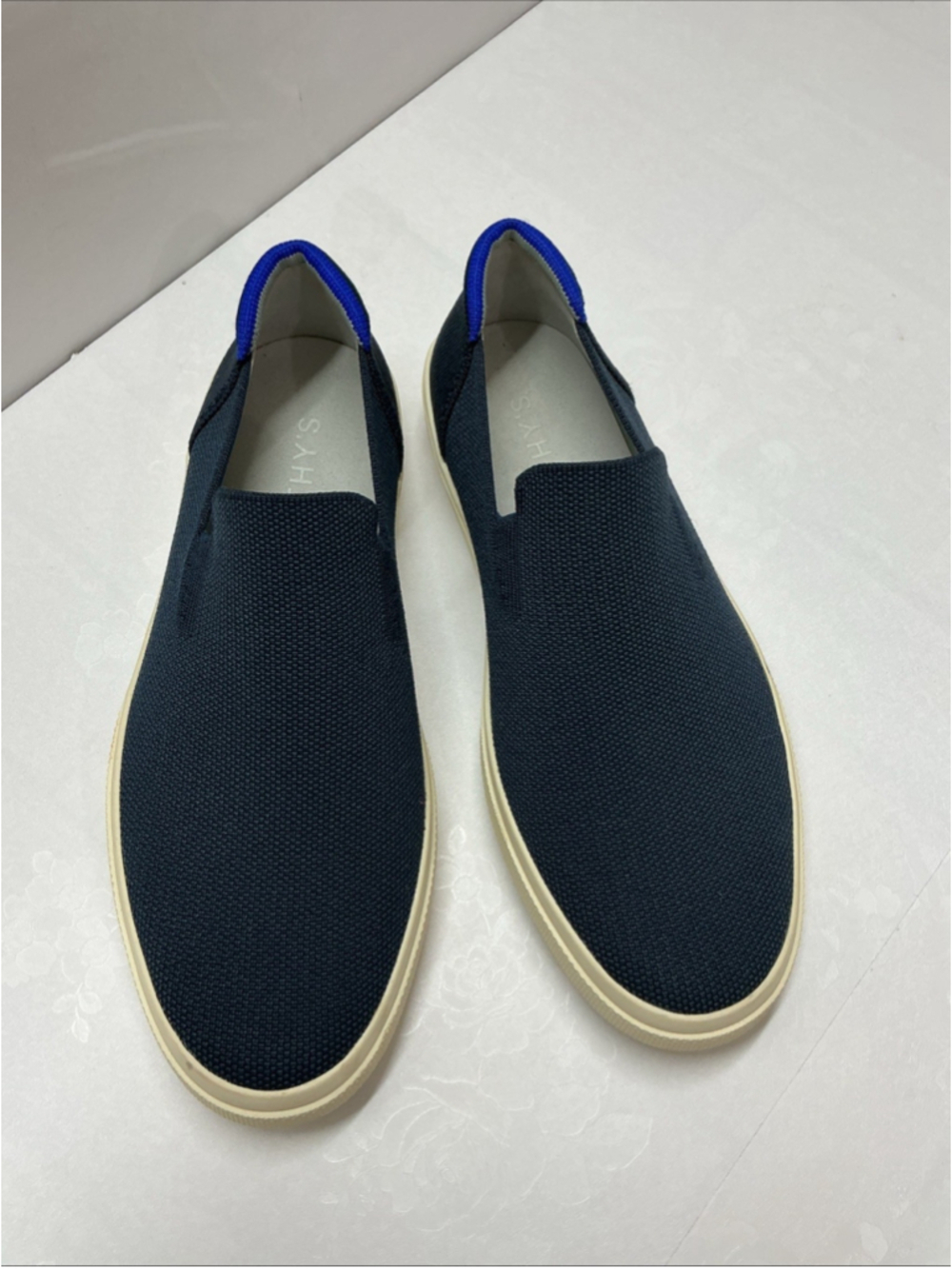 Rothys Snakers Unisex Shoes Womens Size 9.5 Mens Size 8 Blue Color